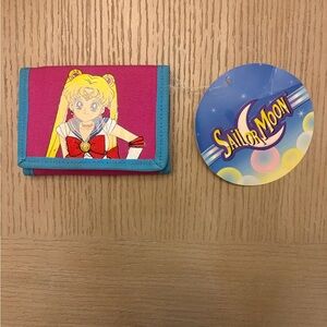 Brand new vintage 2000s Sailor Moon anime pink wallet